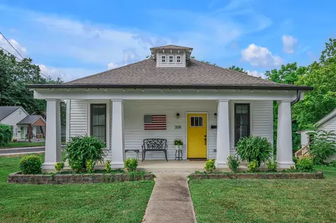 308 E Rickert Ave, Dickson, TN 37055