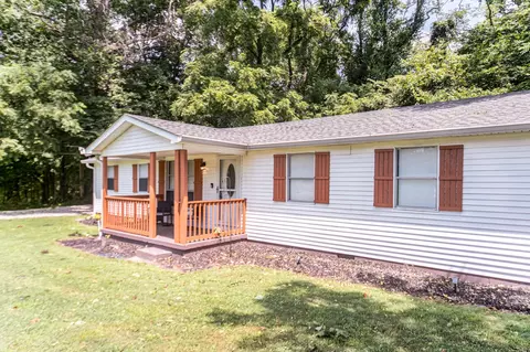 325 Denning Ford Rd, Portland, TN 37148