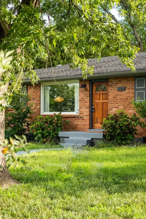 1600 Haynes Meade Cir, Nashville, TN 37207