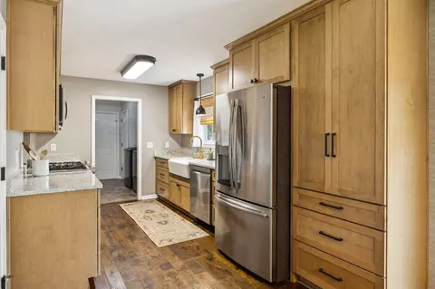Kitchen - 6683 E Benton Rd, Springfield, TN 37172 photo 1 of 6