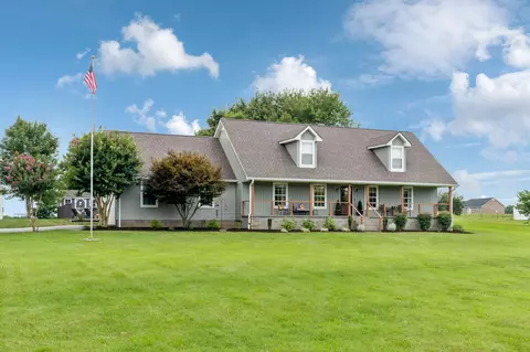 Exterior - 6683 E Benton Rd, Springfield, TN 37172 photo 4 of 18