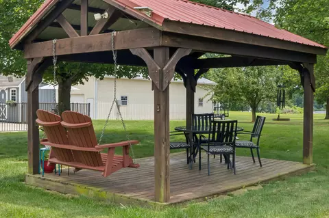 Exterior - 6683 E Benton Rd, Springfield, TN 37172 photo 12 of 18
