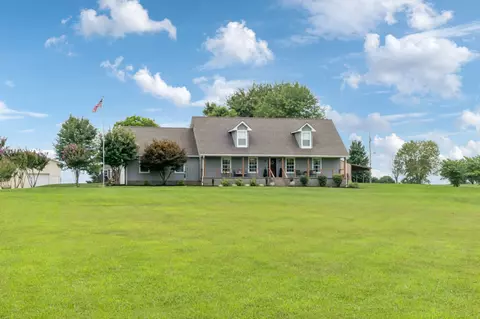 Exterior - 6683 E Benton Rd, Springfield, TN 37172 photo 1 of 18