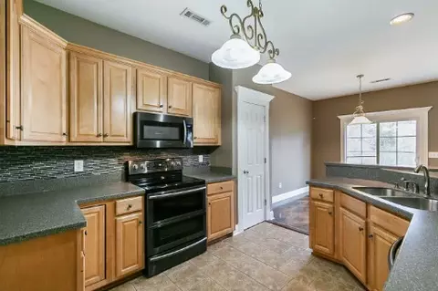 Kitchen - 210 Steelson Way, Murfreesboro, TN 37128 photo 2 of 2