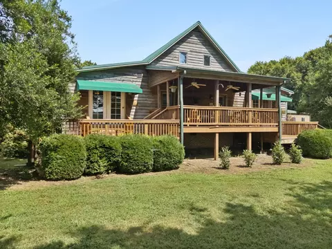 7031 Hoover Mason Ln, Mount Pleasant, TN 38474