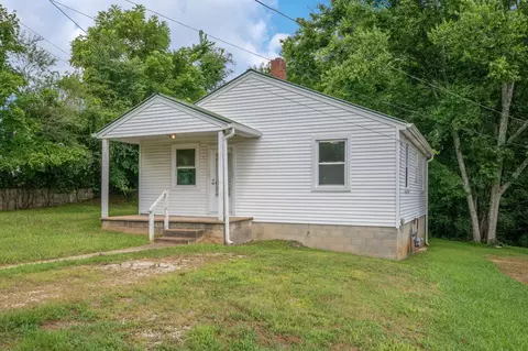 Exterior - 109 Riverside Dr, Centerville, TN 37033 photo 5 of 7