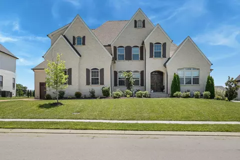 5562 Hardeman Springs Blvd, Arrington, TN 37014