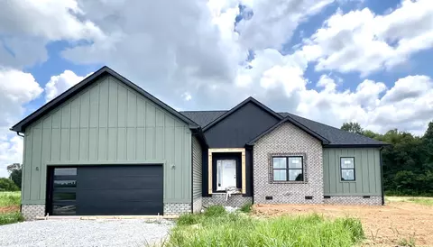 14 Dickinson Rd, Trenton, KY 42286