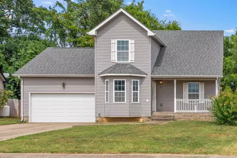 546 Falkland Cir, Clarksville, TN 37042