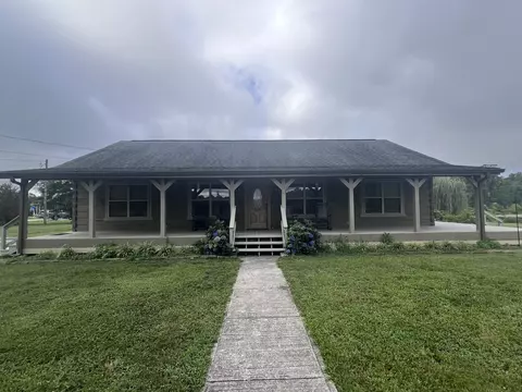 385 N Scenic Rd, Monteagle, TN 37356