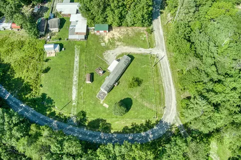1043 Sitting Bull Pt, Crossville, TN 38572
