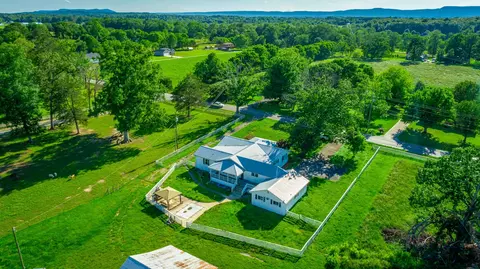4533 Long Hollow Rd, Ringgold, GA 30736