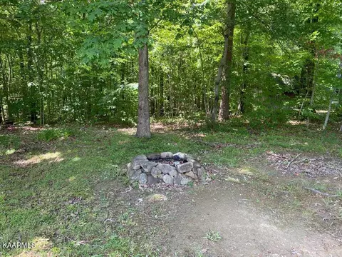1044 Maynard Dr, Grimsley, TN 38565 photo 17