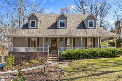 308 Saint Andrews Dr, Knoxville, TN 37934