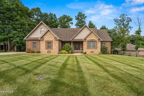58 N Riverview Ln, Crossville, TN 38555