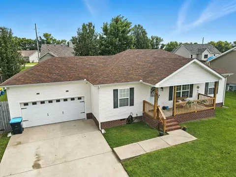 1106 Halverson Dr, Murfreesboro, TN 37128 photo 4