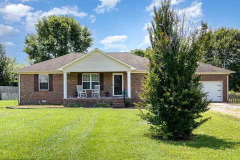 2308 Forrest Fields Dr, Chapel Hill, TN 37034