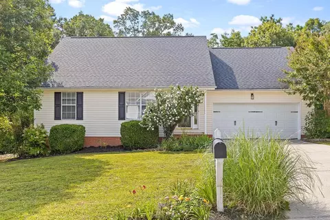 6594 White Tail Dr, Ooltewah, TN 37363