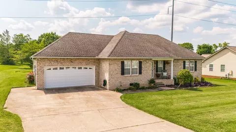 348 Drivers Ln, Gallatin, TN 37066