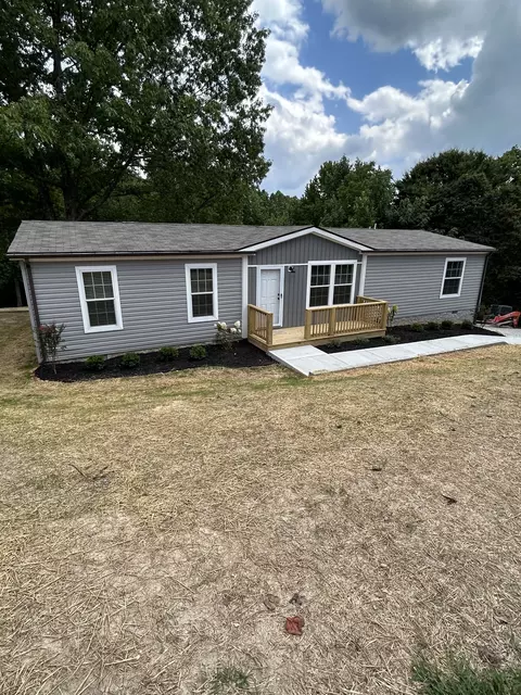 429 Marlin Ln, Westmoreland, TN 37186