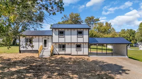 358 Overlook Dr, Whitwell, TN 37397