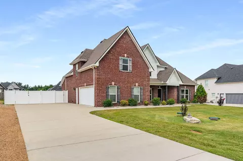 1110 Escalade Ct, Lascassas, TN 37085