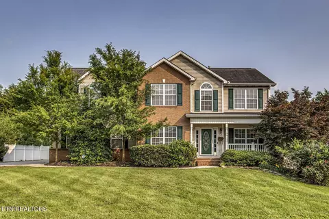 6018 Shannon Valley Farms Blvd, Knoxville, TN 37918