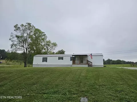 766 Lantana Firetower Rd, Crossville, TN 38572