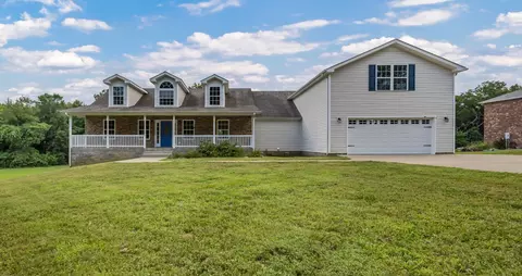 Exterior - 3190 Marthas Chapel Rd, Cunningham, TN 37052 photo 7 of 7