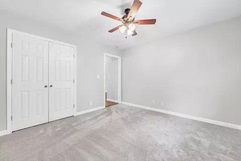 Bedroom - 3190 Marthas Chapel Rd, Cunningham, TN 37052 photo 3 of 6