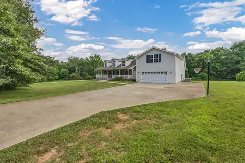 Other - 3190 Marthas Chapel Rd, Cunningham, TN 37052 photo 1 of 15