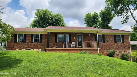 114 Christian St, Philadelphia, TN 37846