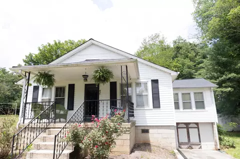 635 Old Florence Rd, Lawrenceburg, TN 38464
