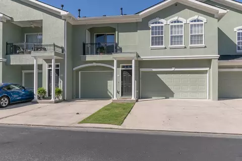 511 Renaissance Ct, Chattanooga, TN 37419