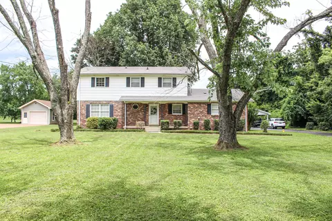 214 Haynes Dr, Murfreesboro, TN 37129