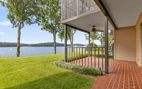 4336 Lakeshore Ln, Chattanooga, TN 37415
