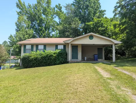 413 Cliff Dr SE, Cleveland, TN 37323