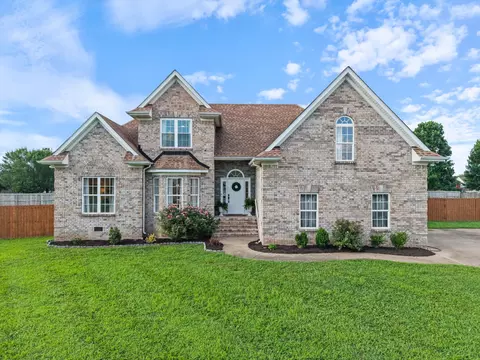 121 Mckenzie Ct, Murfreesboro, TN 37129