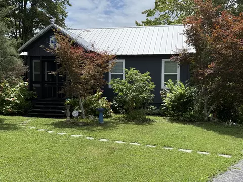 17404 Sr 56, Beersheba Springs, TN 37305