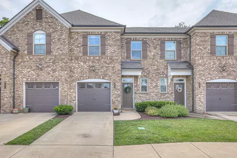 3105 Defilade Dr, Murfreesboro, TN 37128