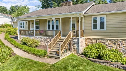 46 Blue Bird Ln, Ringgold, GA 30736