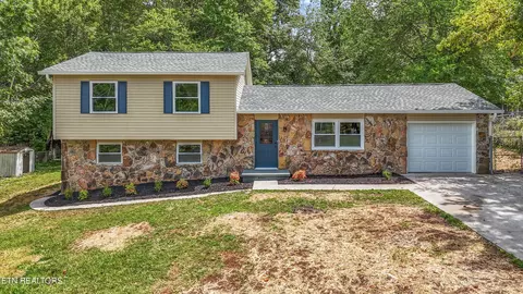5812 Rockwood Ln, Knoxville, TN 37921
