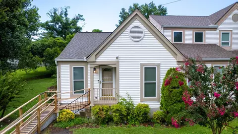 718 Rachels Trl, Hermitage, TN 37076