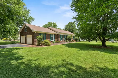 631 Bonita Pkwy S, Hendersonville, TN 37075