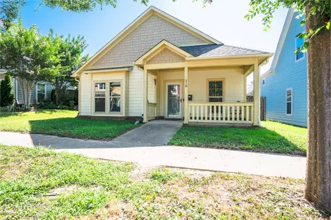 218 Wells St, Jackson, TN 38301