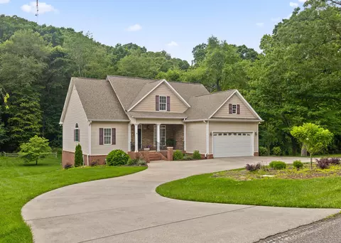 3375 Wilson Ave, Signal Mountain, TN 37377