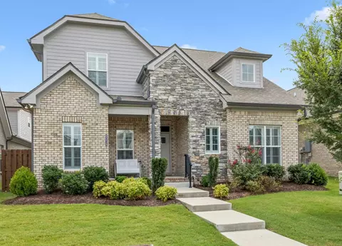 6038 Parkhaven Blvd, Hermitage, TN 37076