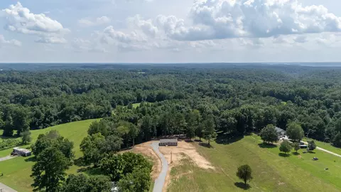 389 Busby Rd, Loretto, TN 38469 photo 5