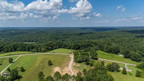 389 Busby Rd, Loretto, TN 38469 photo 8