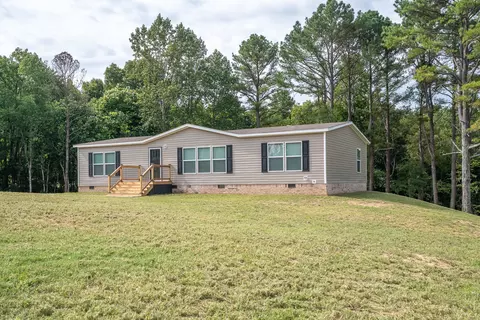 389 Busby Rd, Loretto, TN 38469 photo 2